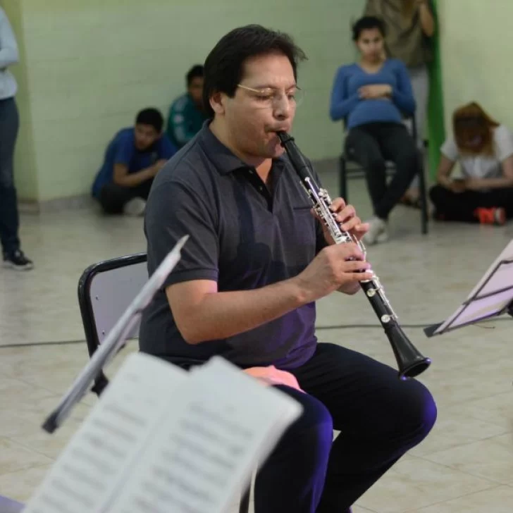 Pesar por la muerte del clarinetista Carlos Céspedes: “Era un maestro excepcional”