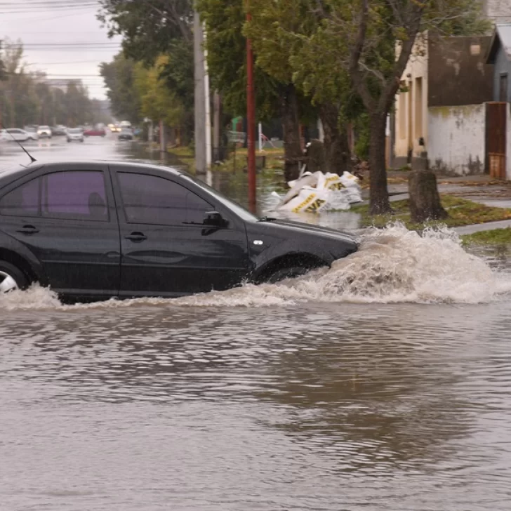 Cayeron casi 30 mm de lluvia, se superó la media mensual, y no hubo luz por cinco horas en Río Gallegos