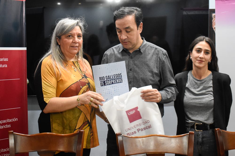 Licenciatura en Turismo: Río Gallegos y la Universidad Blas Pascal firmaron un convenio por prácticas profesionales Licenciatura en Turismo: Río Gallegos y la Universidad Blas Pascal firmaron un convenio por prácticas profesionales