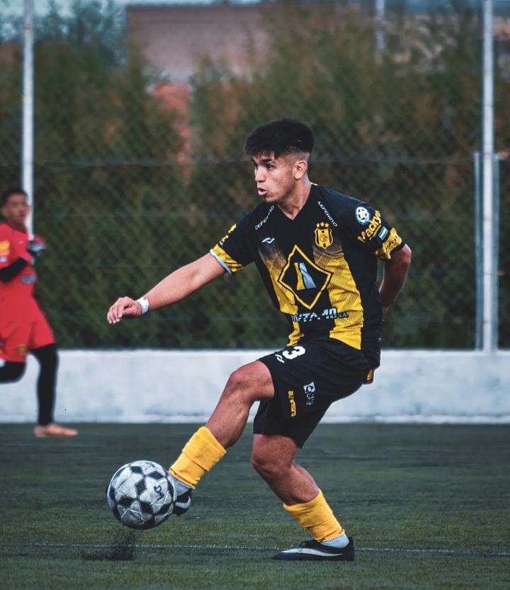 Diego Bórquez: “Estoy en un club muy grande y no fue casualidad” Diego Bórquez: “Estoy en un club muy grande y no fue casualidad”