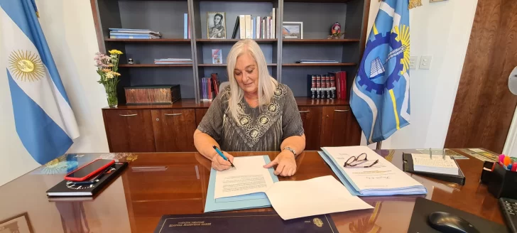 edith-terenzi-senadora-ucr-chubut-728x328 edith-terenzi-senadora-ucr-chubut-728x328