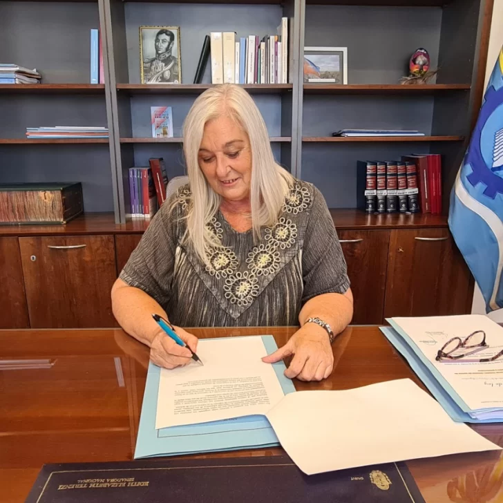 Edith Terenzi: “Vamos a preguntarle a Nicolás Posse por qué el Ejecutivo no integra el Consejo Federal Pesquero” Edith Terenzi: “Vamos a preguntarle a Nicolás Posse por qué el Ejecutivo no integra el Consejo Federal Pesquero”