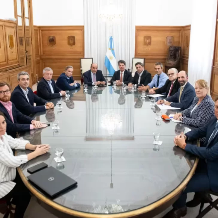 El Gobierno enviaría este martes el borrador final de la Ley Bases: de cuánto será el piso de Ganancias