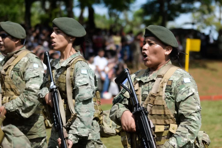 Cargo por cargo, cuánto cobran en octubre los militares con el bono de $60.000