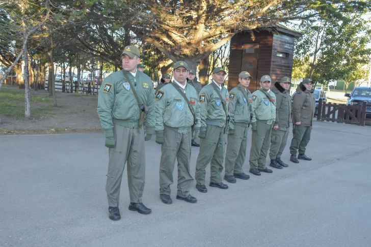 homenaje-gendarmeria-santa-cruz-d2039j234d230d-728x486