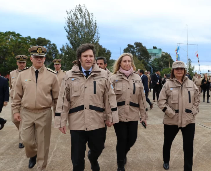 javier-milei-buque-estados-unidos-7-728x589 javier-milei-buque-estados-unidos-7-728x589