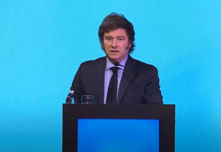 Javier Milei en la cena anual de la Fundación Libertad: “Tiren la Ley Bases, vamos a lograr todo a pesar de la política”