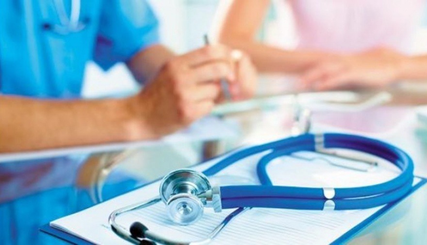 El Gobierno anunció que las prepagas retrotraerán los aumentos en las cuotas