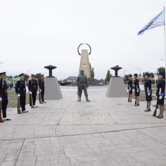 Acto central por el 42° Día de los Veteranos y Caídos en la Guerra de Malvinas en Río Gallegos