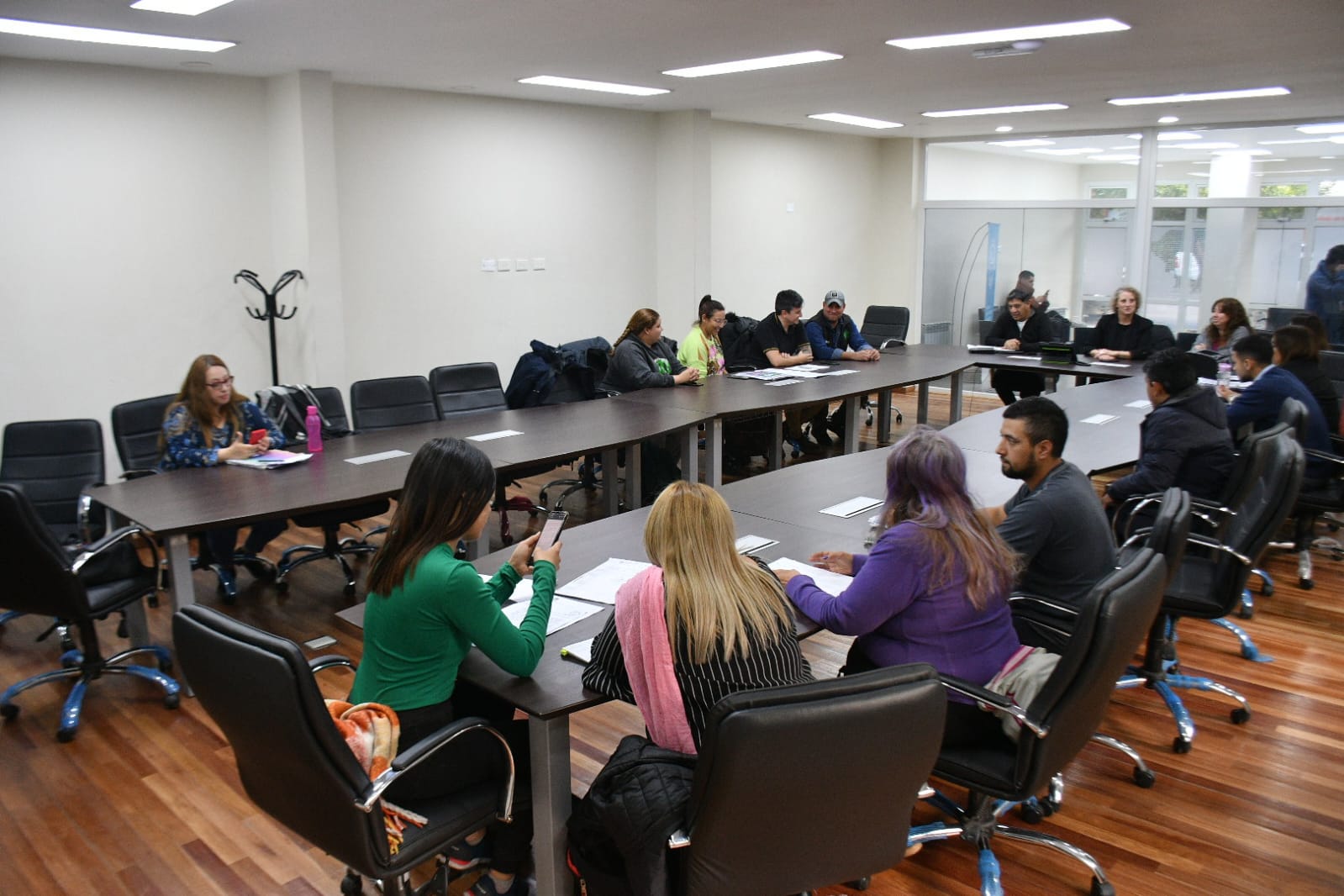 Gremios estatales rechazaron la última oferta salarial del Gobierno de Santa Cruz Gremios estatales rechazaron la última oferta salarial del Gobierno de Santa Cruz