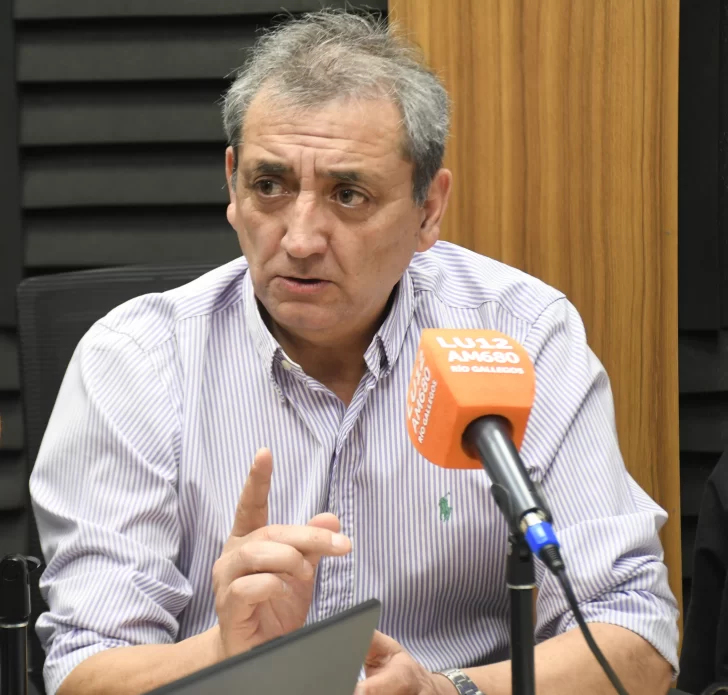 El presidente del Centro Chileno opinó sobre el cobro a extranjeros en los servicios de Salud: “Es un retroceso en lo humano”