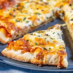Receta de pizza casera: el secreto para lograr un masa crocante