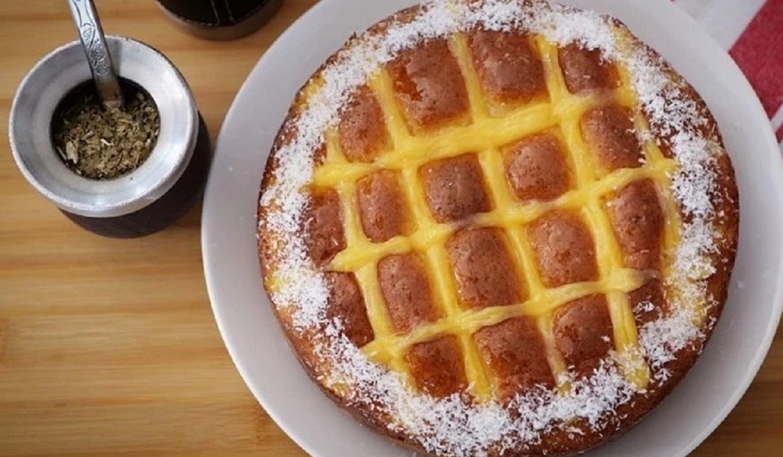 Torta matera: receta rápida con un secreto para lograr que quede bien esponjosa