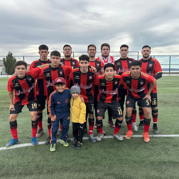 Cristal empató y Unión Petroleros Privados es el nuevo líder de la Primera A Cristal empató y Unión Petroleros Privados es el nuevo líder de la Primera A