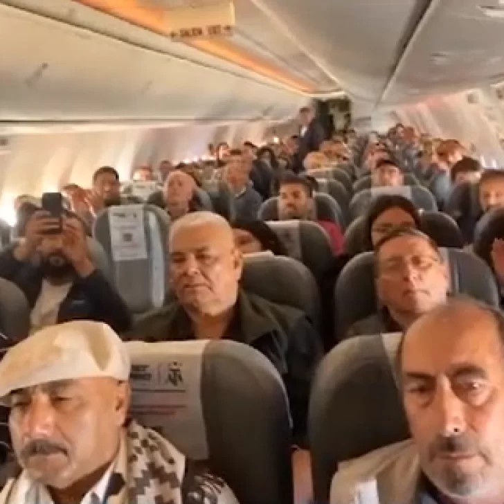 Video. El sentido homenaje a un contingente de veteranos de Malvinas previo a su viaje de vuelta a las islas