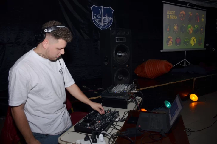 04-DJ-Thiago-animo-el-evento-728x482