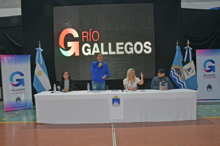 Grasso anunció la extensión pluvial para el barrio 499 Viviendas