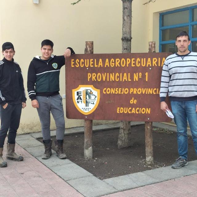 Escuela-Agropecuaria-Gobernador-Gregores-1