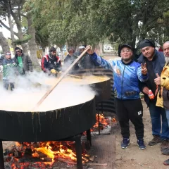 Gremios de la CGT Zona Norte hicieron una olla popular este 1º de mayo en Caleta Olivia