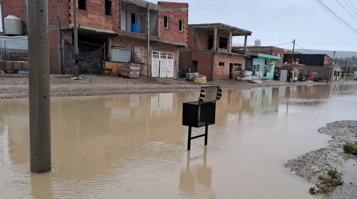 Temporal de lluvia dejó al descubierto la falta de obras en Comodoro Rivadavia