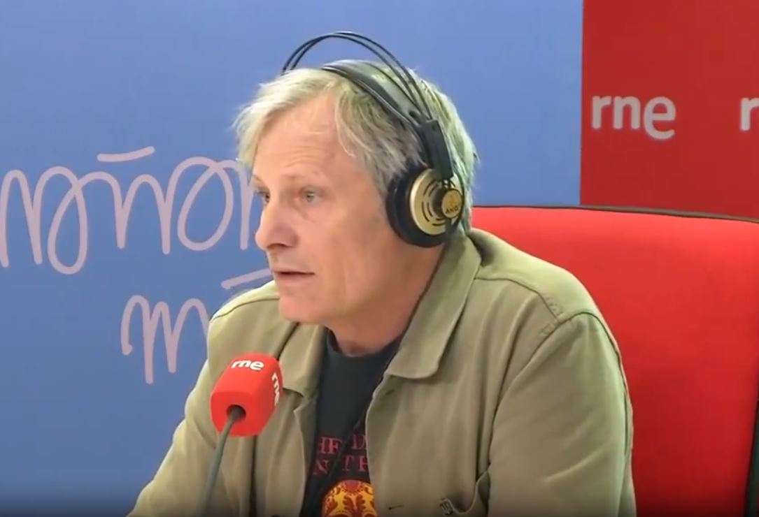 Viggo Mortensen apuntó contra Javier Milei: “Es un payaso”