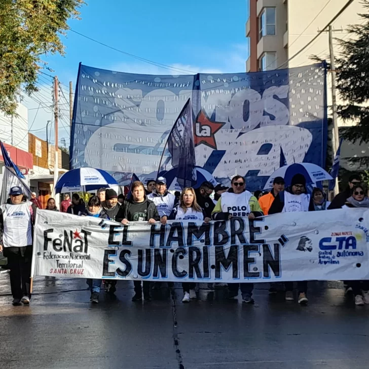 Caleta Olivia: CTA y Polo Obrero se movilizan y buscan entregar petitorio en el Municipio