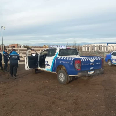 Recuperaron siete contenedores que habían sido robados: estaban en una chacra frente a la Escuela de Policía