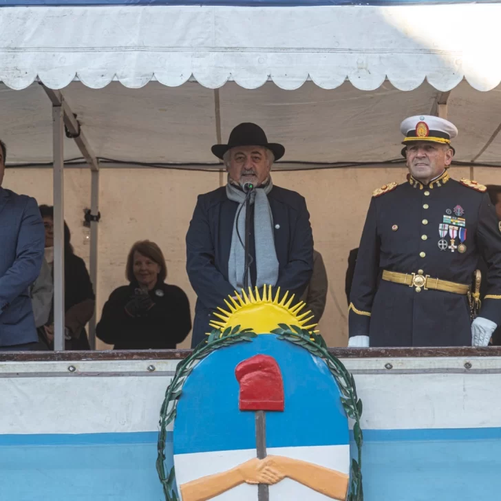 Con un gran marco de público, el intendente de Comodoro Rivadavia, Othar Macharashvili encabezó los festejos