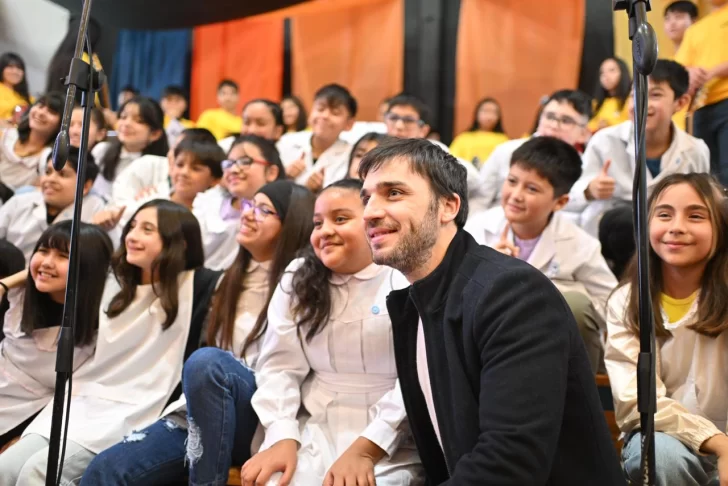 Ignacio Torres: “Lanzamos el plan de alfabetización más ambicioso de la historia de Chubut”