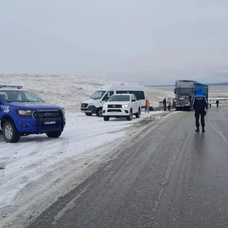 accidente-fatal-ruta-5-camion-camioneta-nieve-hielo-1-728x728