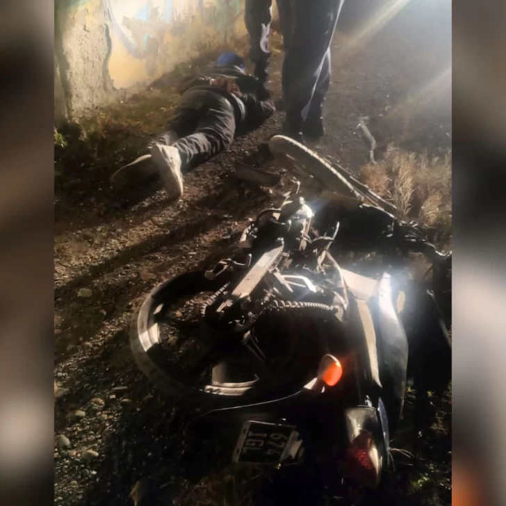 Un adolescente fue detenido tras intentar robar una moto afuera de un colegio de Río Gallegos