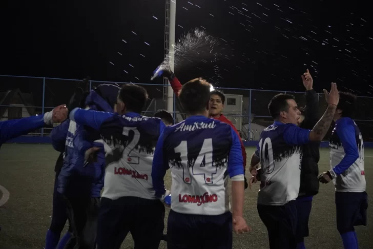 Amistad venció a Dorados y es el nuevo campeón de la Primera B del Fútbol de los Barrios