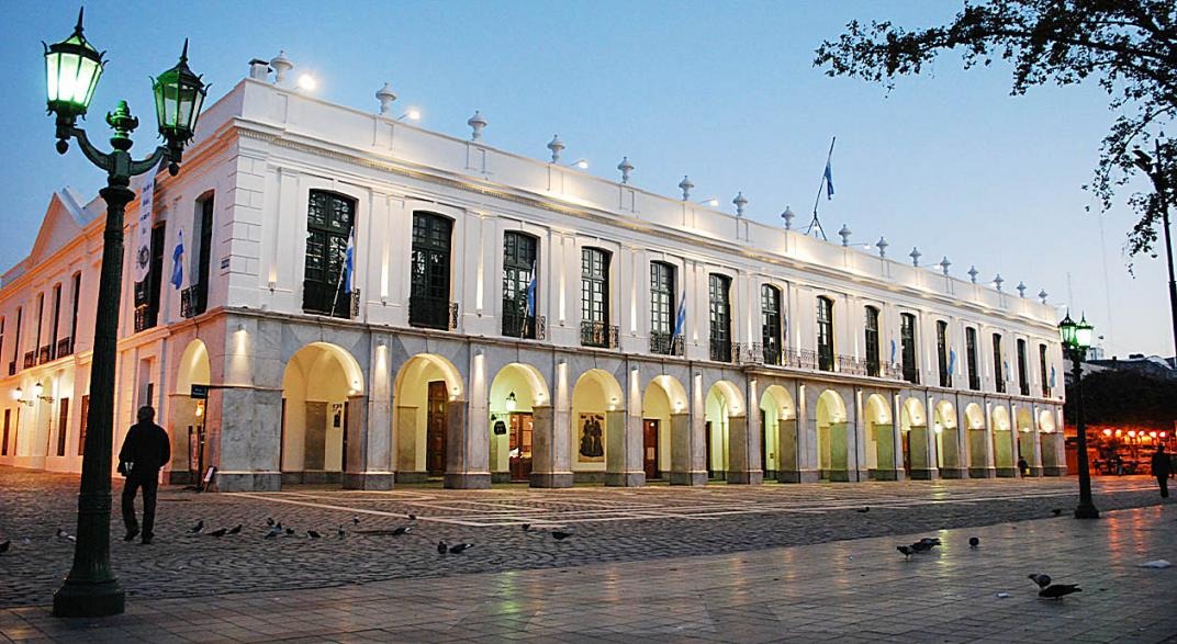El Gobierno convocó al acto de Javier Milei por el 25 de Mayo en el Cabildo de Córdoba