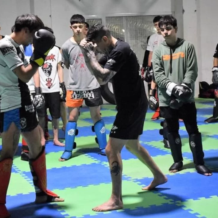 Este sábado se viene la velada de Kick Boxing en el Complejo Municipal