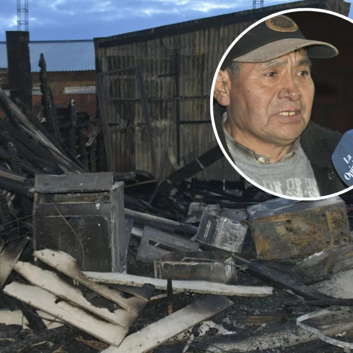 “Estoy destruido, perdí todo”, el dramático relato del dueño de la casa incendiada en barrio Los Lolos “Estoy destruido, perdí todo”, el dramático relato del dueño de la casa incendiada en barrio Los Lolos