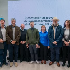 Ignacio Torres presentó un proyecto de ley para impulsar la industria naval en Chubut