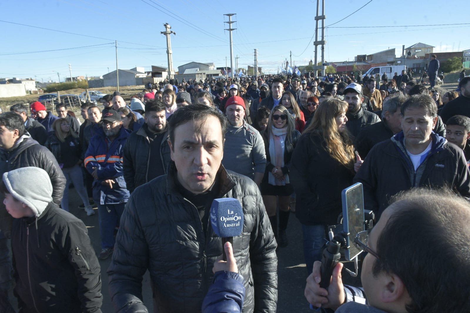 Pablo Grasso presentó el primer tramo de asfaltado de la calle 22 y prometió que continuará trabajando en la infraestructura