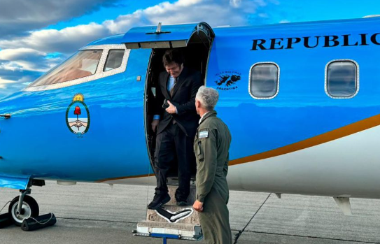 Javier Milei vuelve a viajar a Estados Unidos, esta vez en el boeing ARG 01: hablará ante empresarios