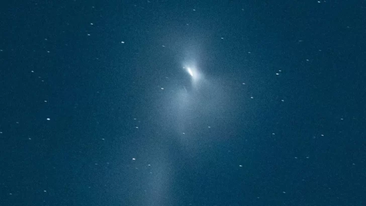 Un misterioso objeto iluminó el cielo de Chubut y generó conmoción en la región: ¿Un OVNI?