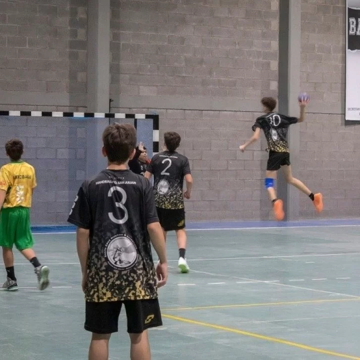 La Liga Patagónica Master de Handball se jugará en el Juan Bautista Rocha La Liga Patagónica Master de Handball se jugará en el Juan Bautista Rocha