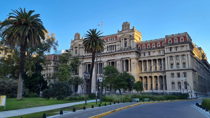 Amenaza de bomba en el Palacio de Tribunales en la Ciudad de Buenos Aires