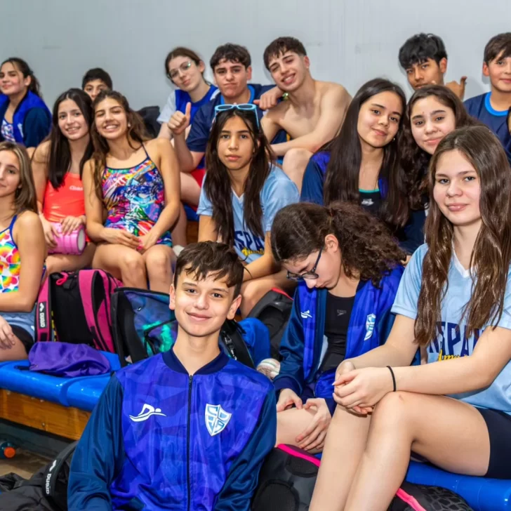 Triunfo del Hispano Americano en el Circuito Patagónico Austral de Natación