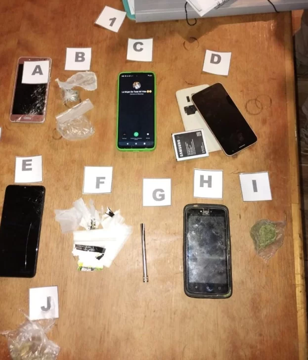 Tres hermanos fueron detenidos acusados de vender drogas en Caleta Olivia