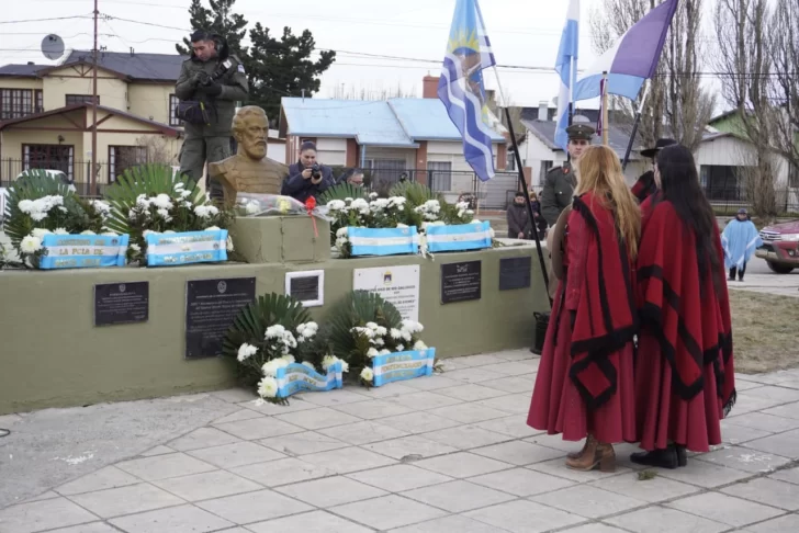 Río Gallegos conmemoró el 203° Aniversario del Paso a la Inmortalidad de Martín Miguel de Güemes