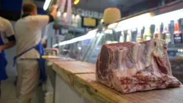 El consumo de carne es el más bajo de los últimos 30 años: el asado aumentó casi 260% y se vende hasta en $8.500