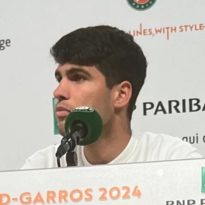 Carlos Alcaraz tras pasar a la final de Roland Garros: “Me veo levantando el trofeo”