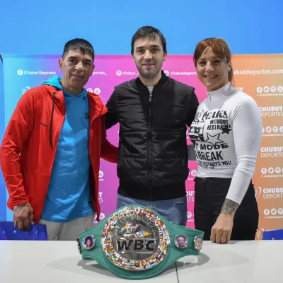 Ignacio Torres apoyó a Soledad Matthysse en la defensa de su título mundial en Trelew