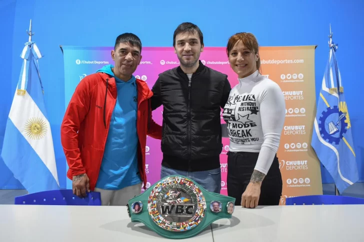 Ignacio Torres apoyó a Soledad Matthysse en la defensa de su título mundial en Trelew