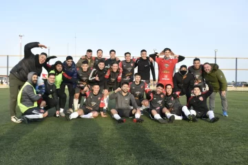 Por penales, Escorpión le ganó a Bancruz y chocará ante Boxing en la final