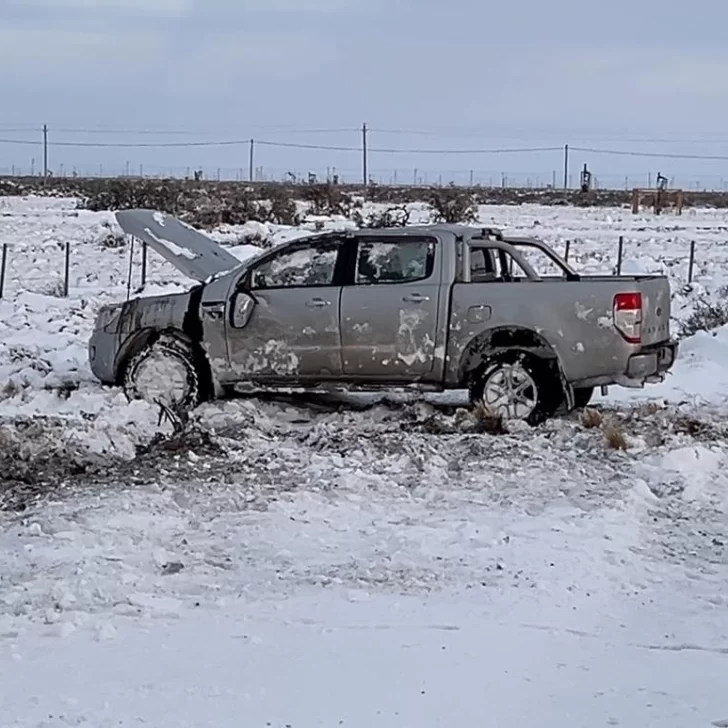 Una camioneta volcó en la ruta cerca de Cañadón Seco: tres personas resultaron heridas